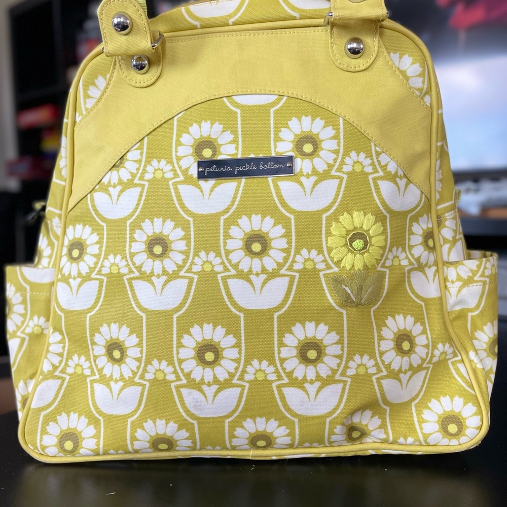 Petunia Pickle Bottom Glazed Sachay Satchel -Sunlit Stockholm